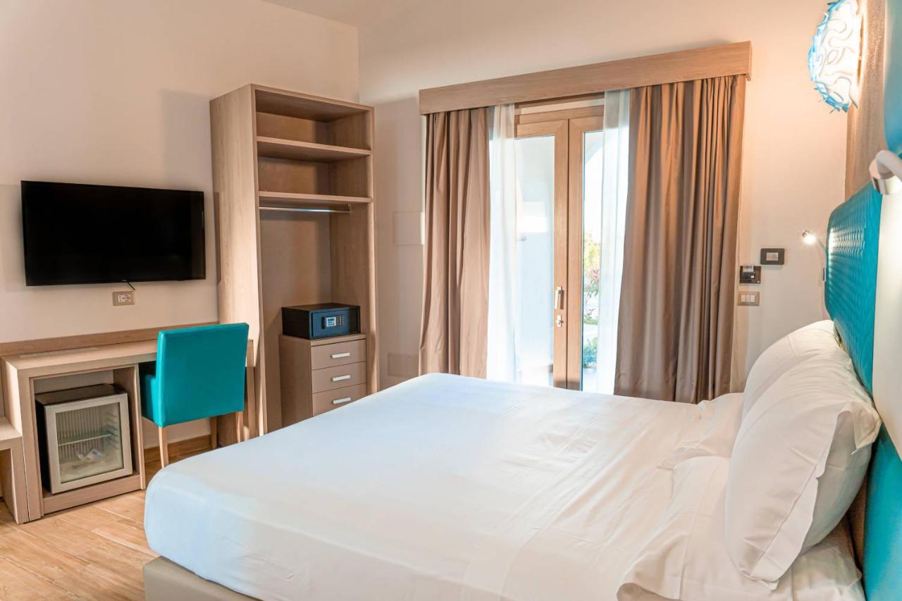 AQUA SARDINIA boutique hotel Budoni Extérieur photo